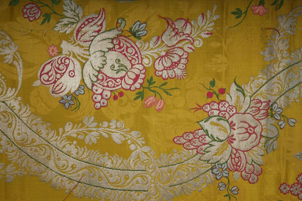 图片[2]-Bright yellow ocean pattern Jinbao brocade-China Archive